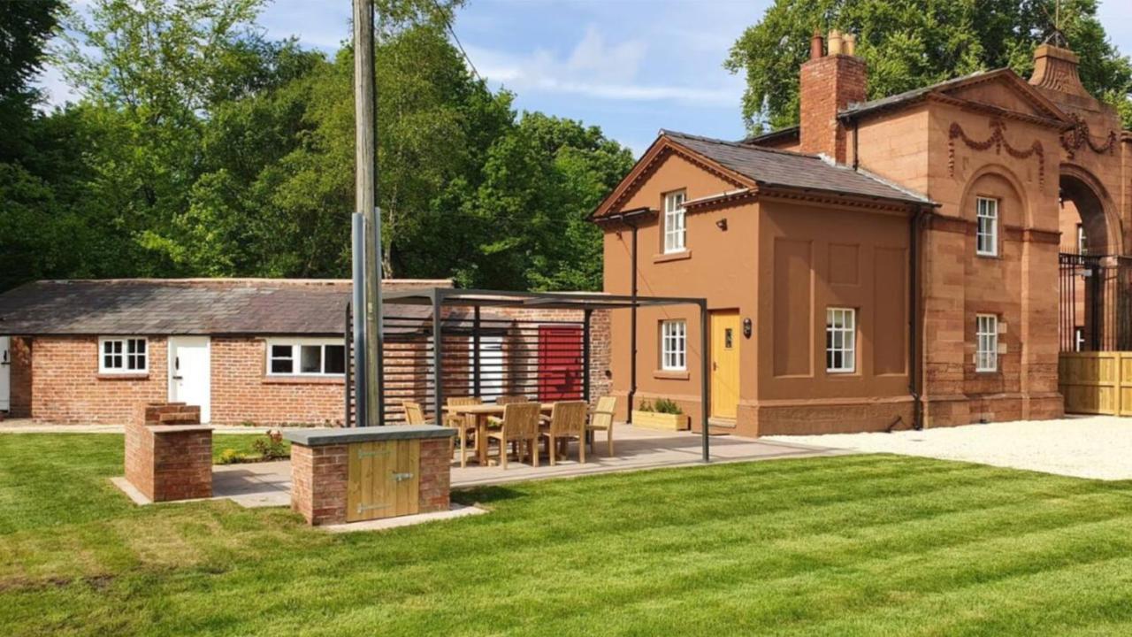 Oulton Park Lodge Little Budworth ภายนอก รูปภาพ